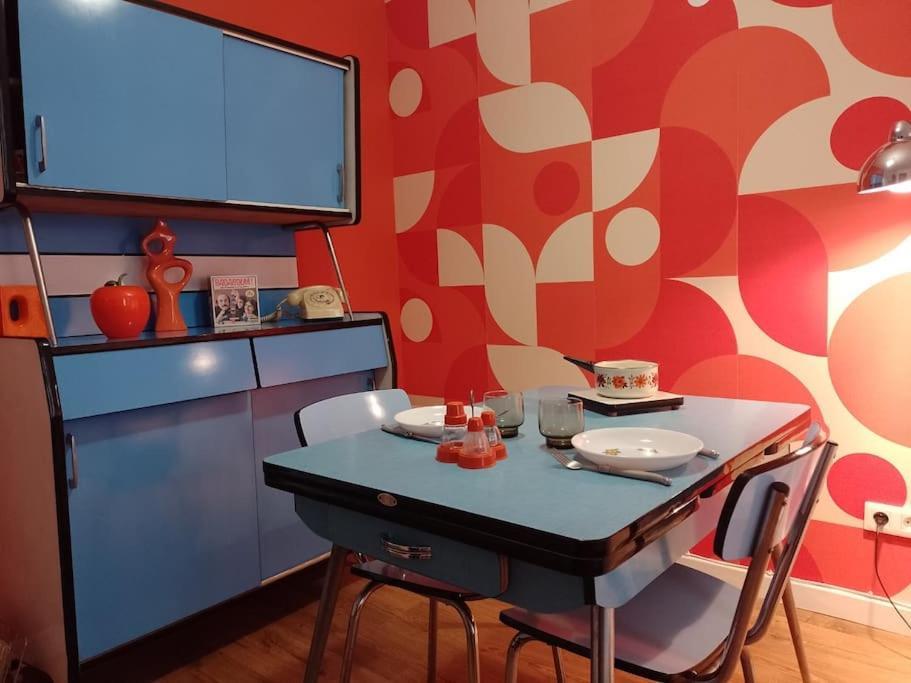 The Seventies Appart Retro أميا المظهر الخارجي الصورة